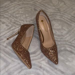 Gold sparkly cute high heels
